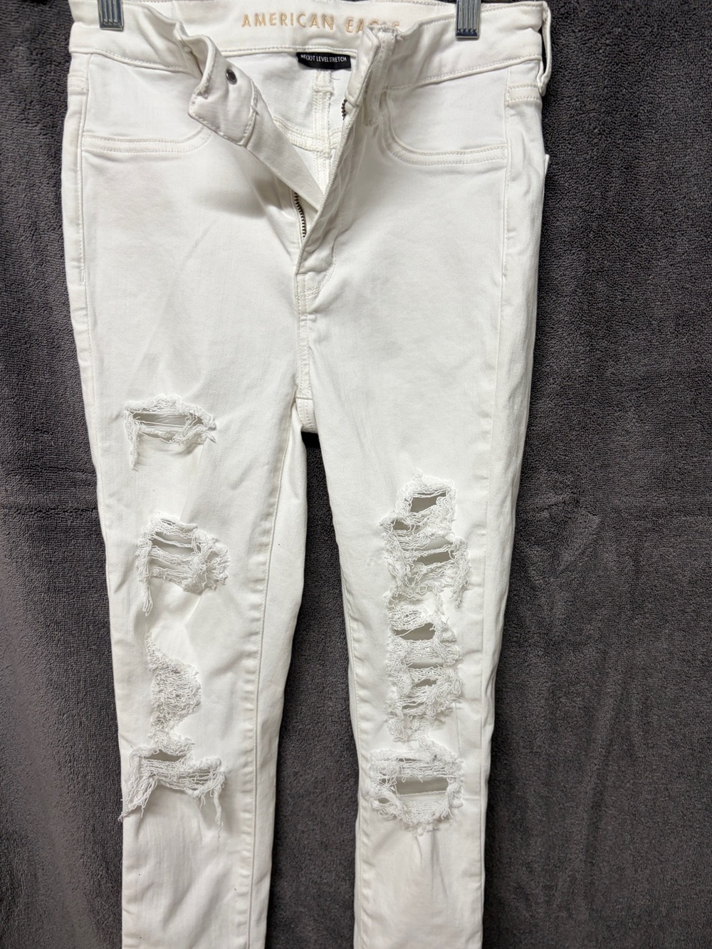 American Eagle Outfitters White Ripped Skinny Jeans